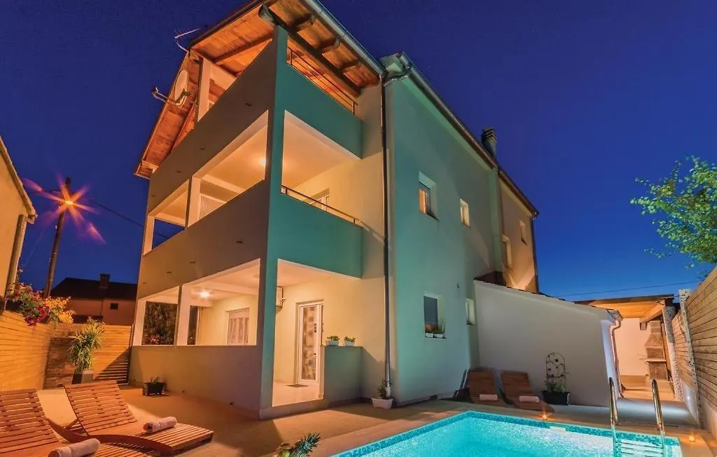 Apartment In Pakostane With Pool Access, Terrace, Air Conditioning, Wi-Fi, 3548-4